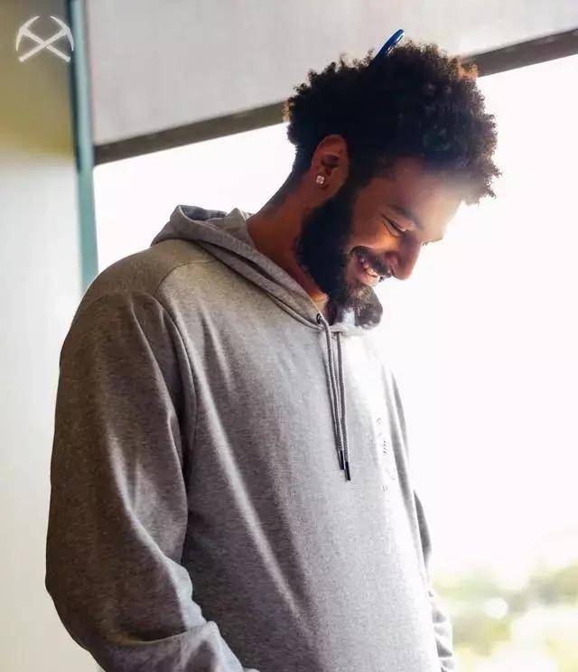 穆雷官方宣布出色发挥新规，FPX引发争议！